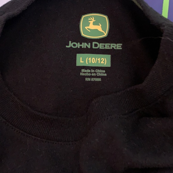 5 Short Sleeve Shirts - Picture 6 of 6